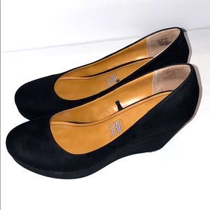 a.n.a Kenny Wedge Platform Black Suede Shoe